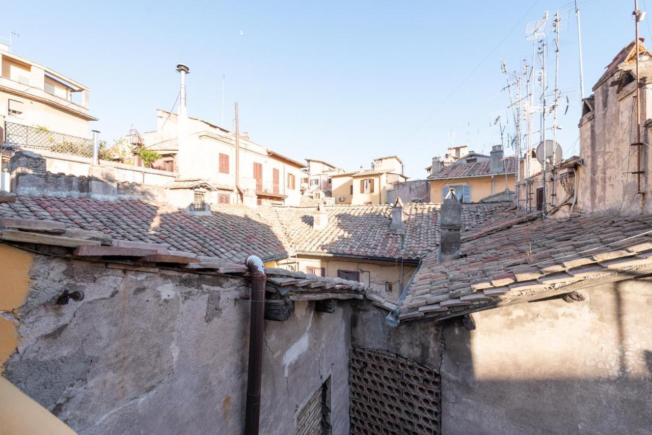 Stunning Campo De Fiori Apartment With Terrace Roma Eksteriør bilde