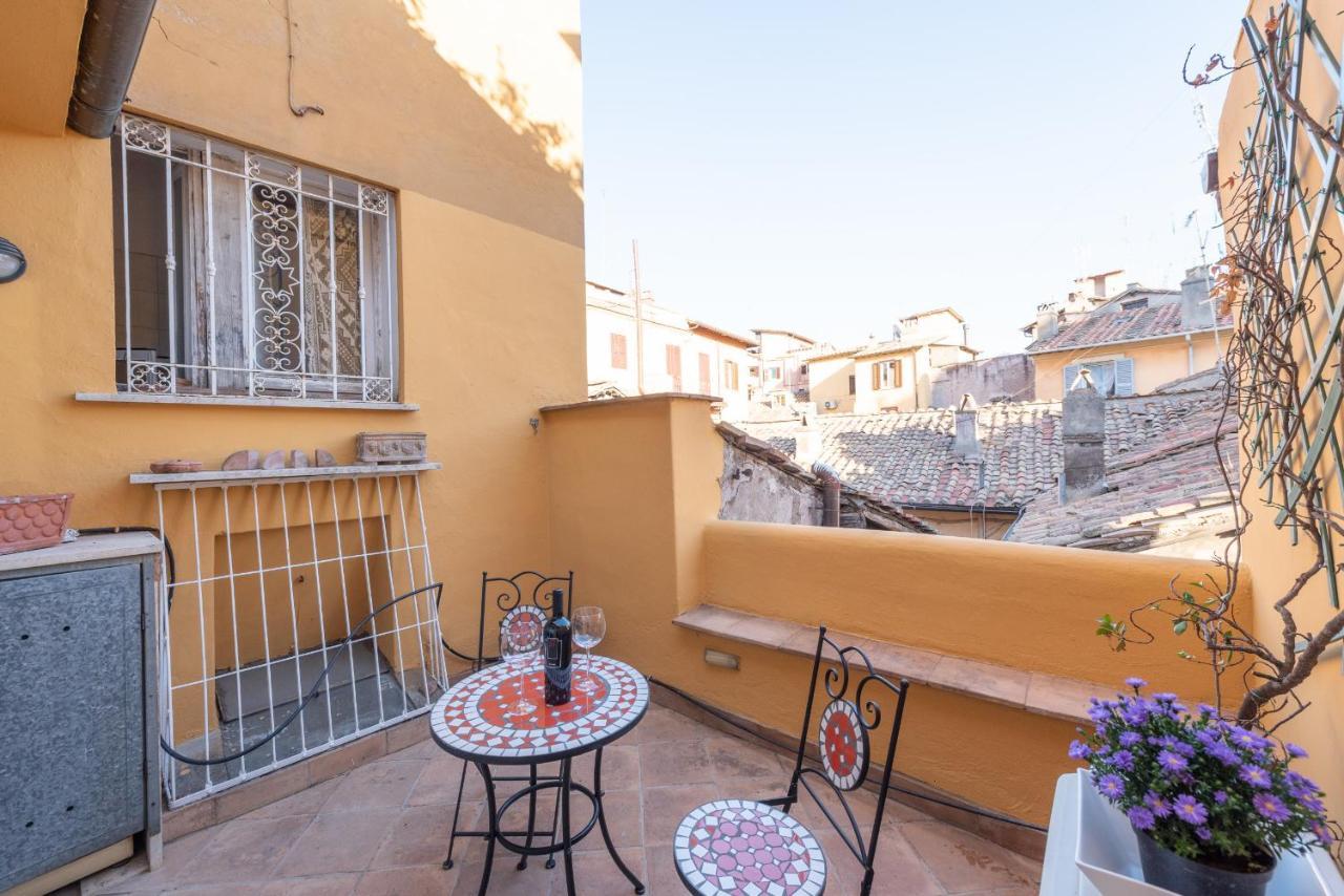 Stunning Campo De Fiori Apartment With Terrace Roma Eksteriør bilde