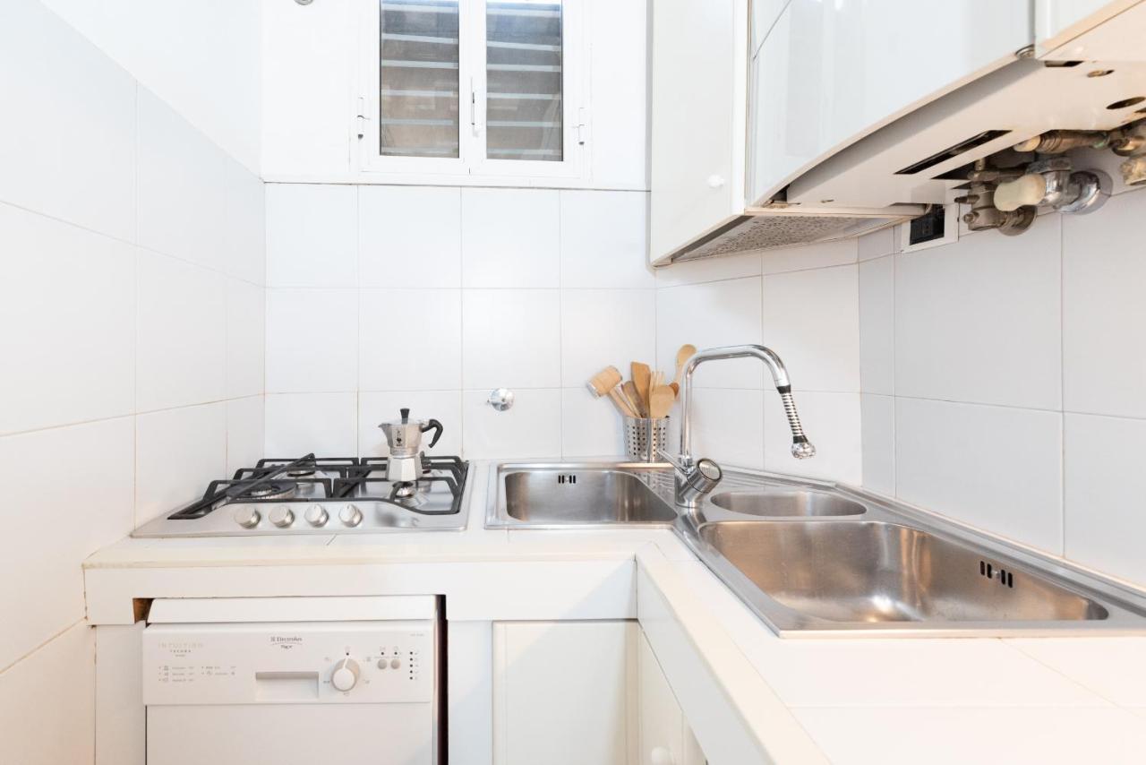 Stunning Campo De Fiori Apartment With Terrace Roma Eksteriør bilde