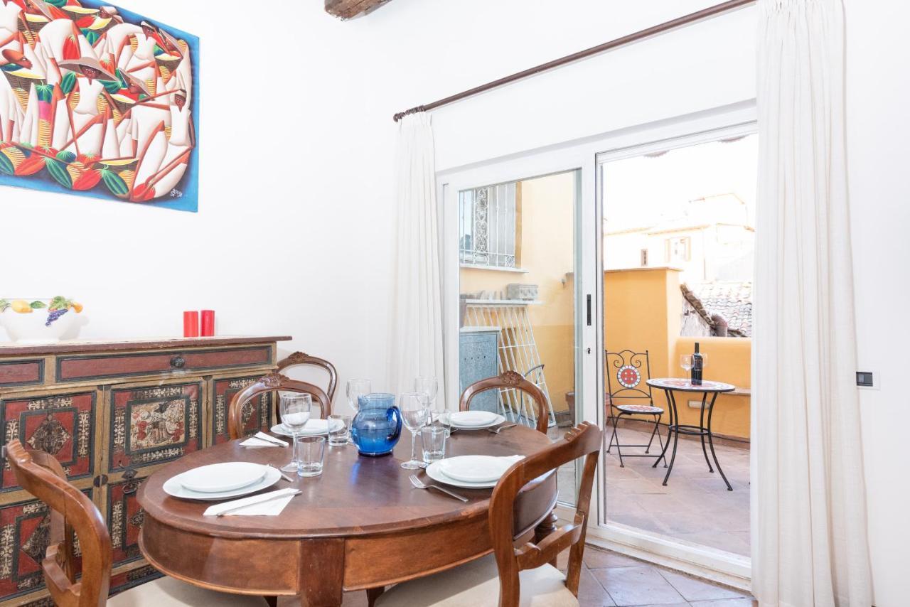 Stunning Campo De Fiori Apartment With Terrace Roma Eksteriør bilde